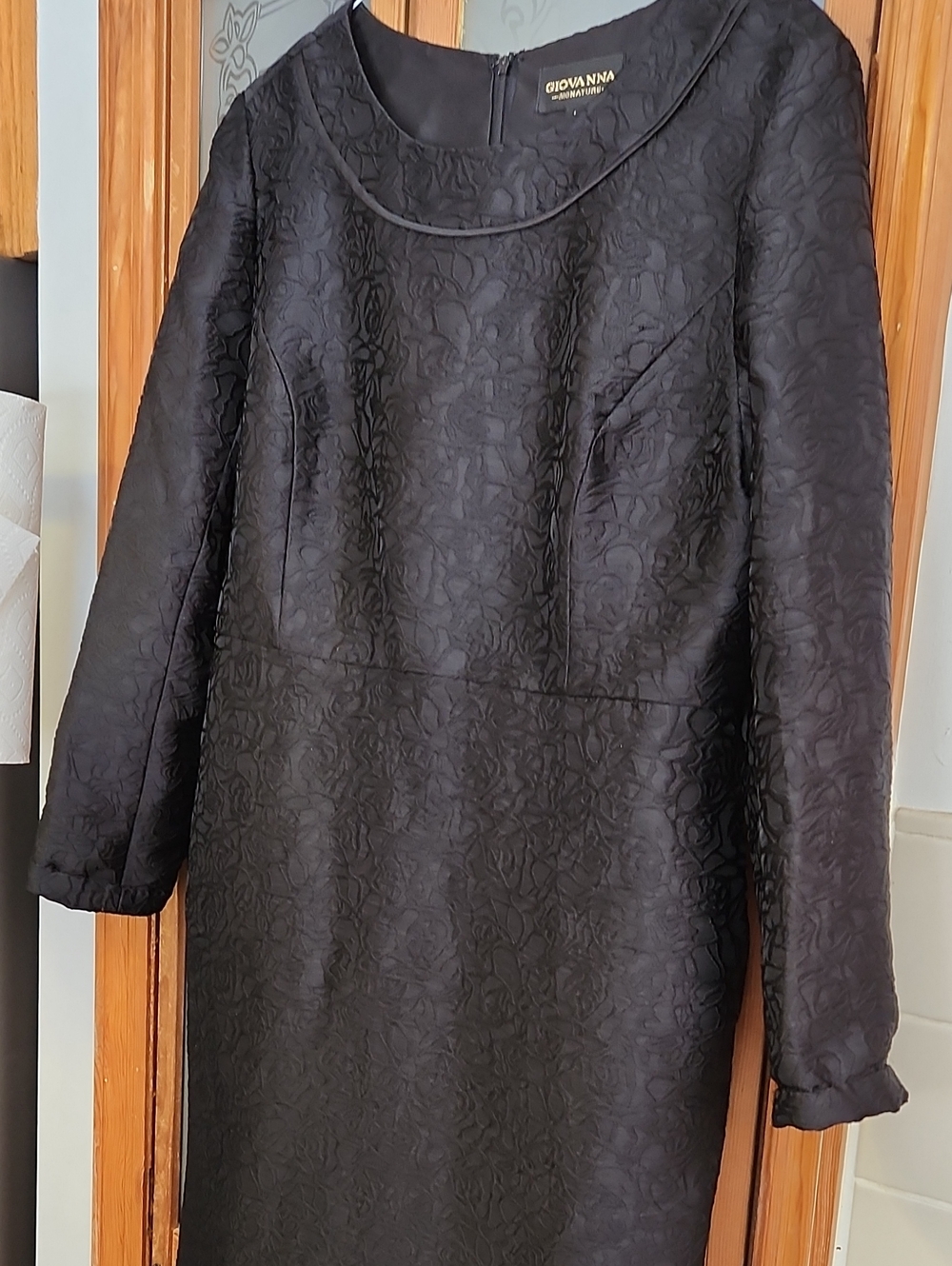 GIOVANNA signature Black Textured Long Sleeve Sheath Dress